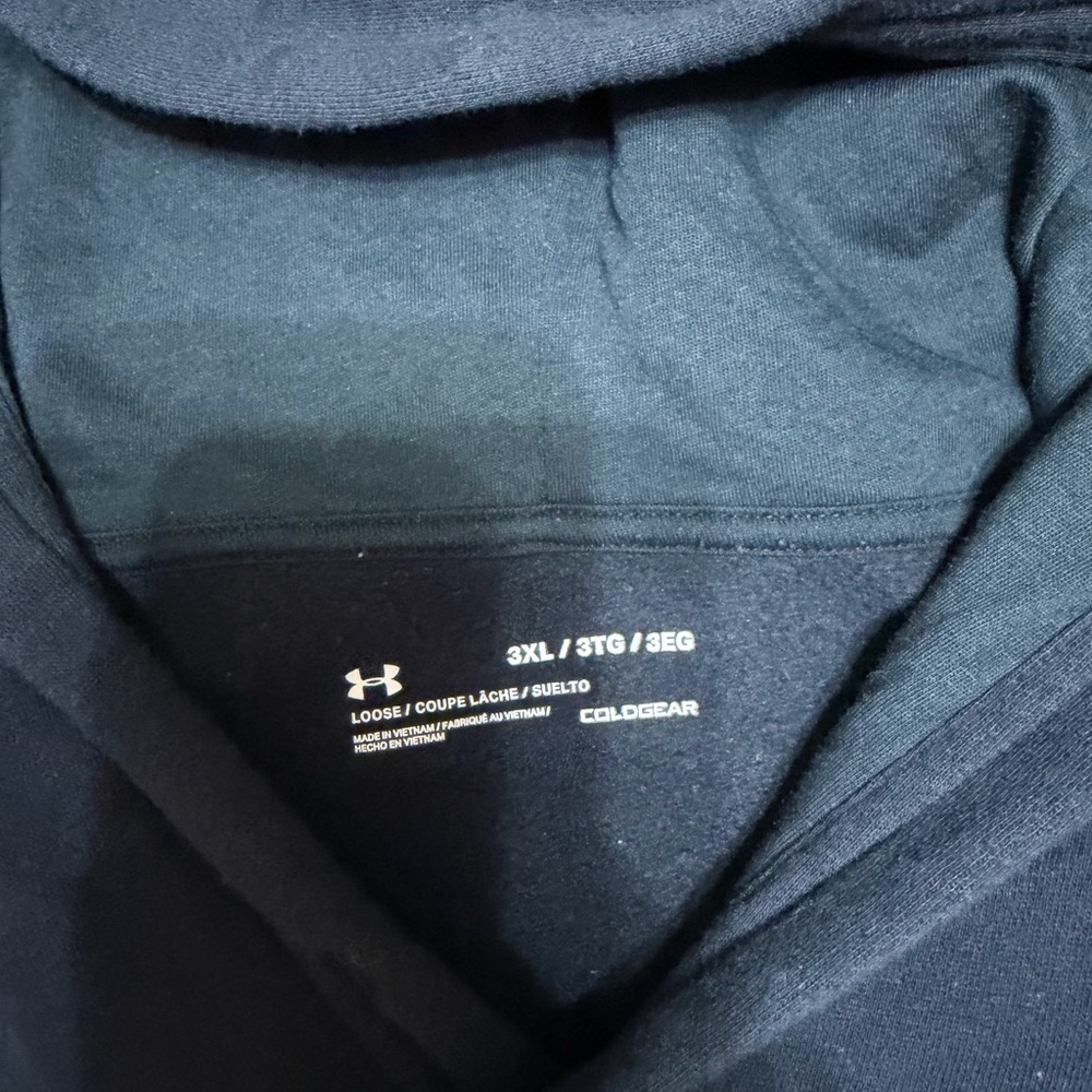 Under Armour Men's Black Hoodie - Picture 2 of 2